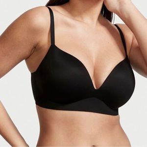 Victoria’s Secret Incredible no-wire push up bra